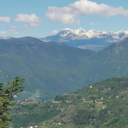Apartamento Cozy Mountain Retreat In Bajardo *
