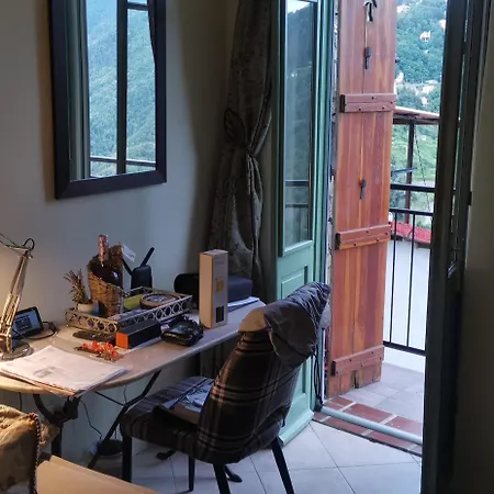 Cozy Mountain Retreat In Bajardo Apartamento Baiardo